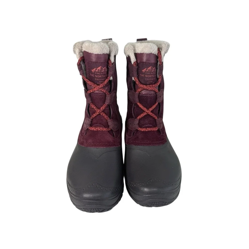 The North Face Shellista II Shorty Boots in a plum/burgundy Women's Size 7No Box